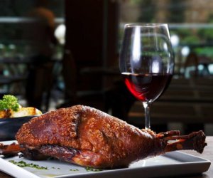 El vino perfecto para cada tipo de carne Maridaje de vino con carne de cerdo