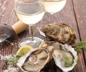 Los mejores maridajes para pescado y marisco Maridaje vino blanco y ostras